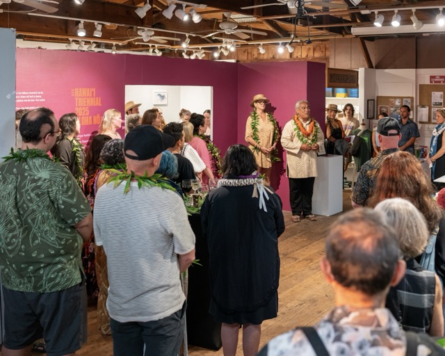 Kumu Keala Ching opens the evening with an oli and grounding remarks at the ALOHA NŌ opening reception, attended by more than 115 people.