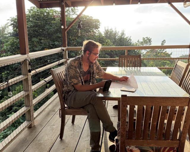 Donkey Mill Moments Medium